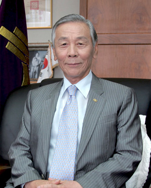 학교법인 동원교육재단 이사장/명예교육학 박사 장복만 사진